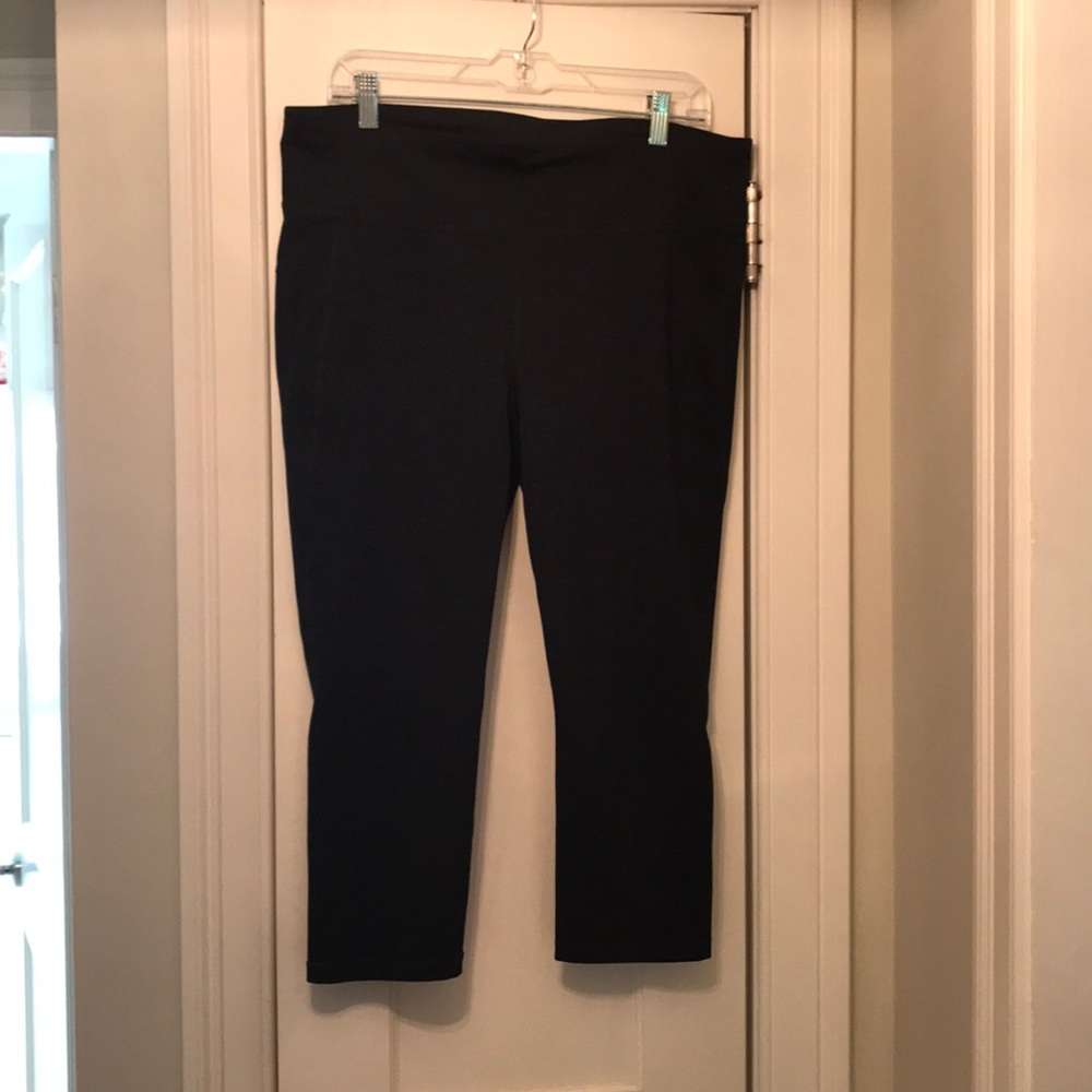 Gap Capri leggings